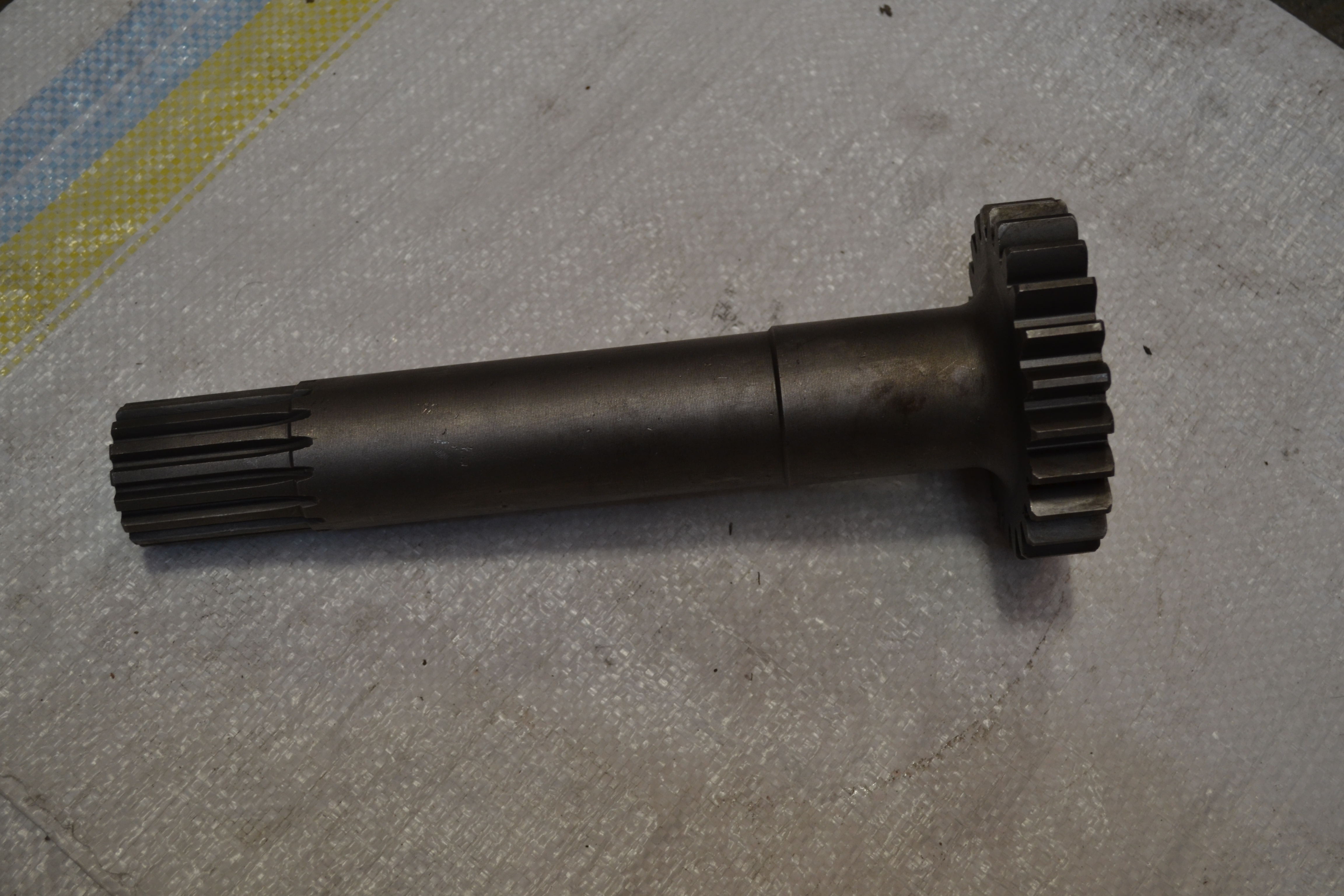 Shaft OEM HIT2038915