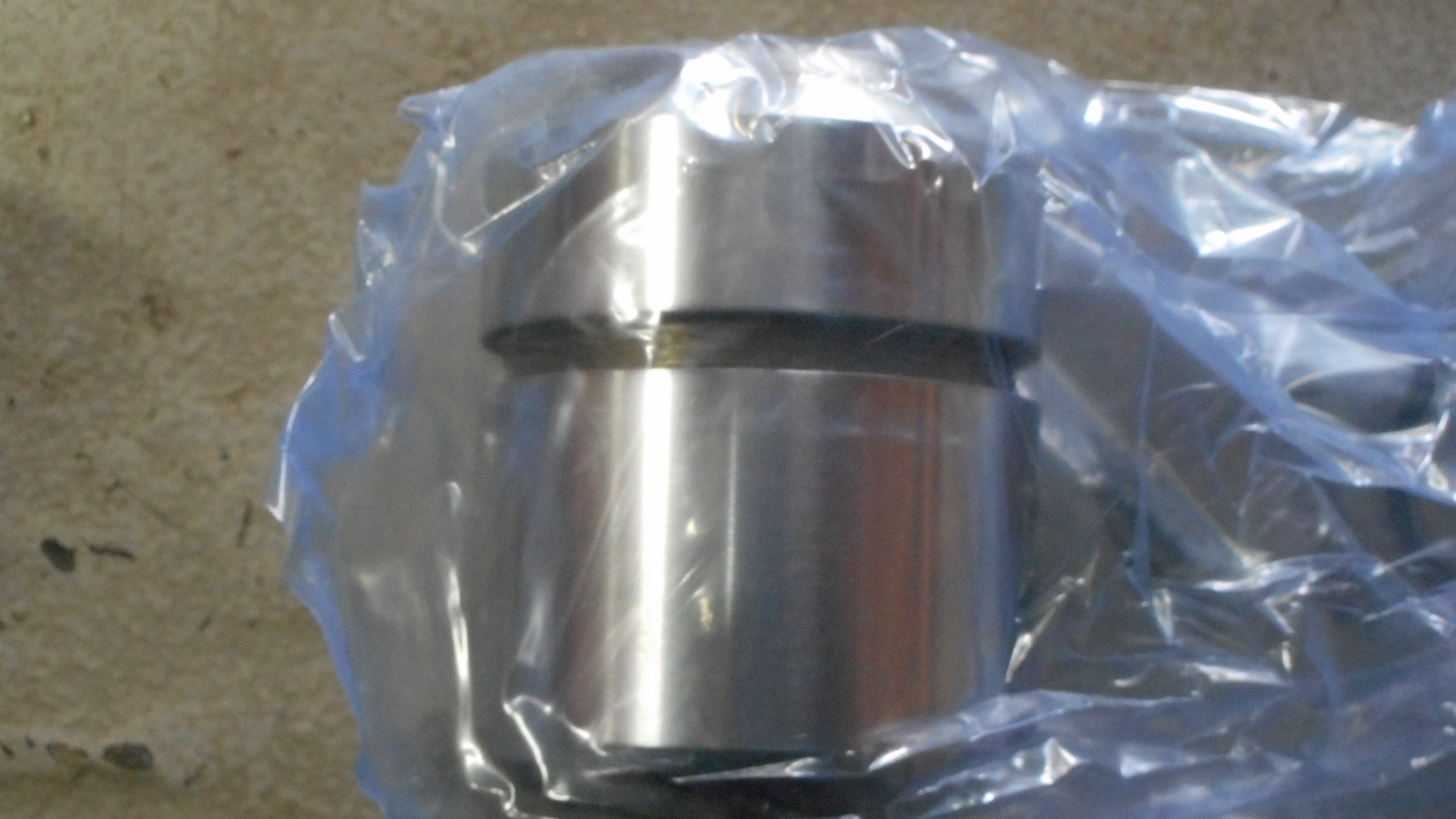 Hydraulic cylinder piston ITR 9R5387